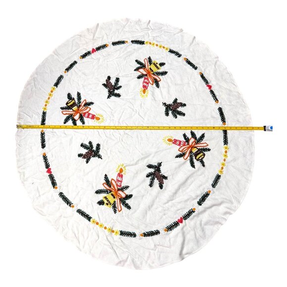 Vtg Round Christmas Tablecloth Festive Embroidery Needlepoint Candle Bell 43" - Picture 3 of 5